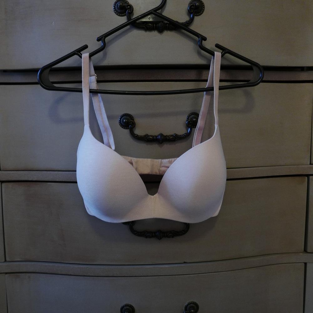 VS PINK 34DD Nude Push-Up Bra